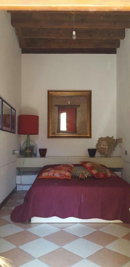 In A Lovely Garden Biennale Flat Venecia Exterior foto